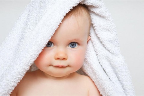 母乳喂养多久最好 母乳到2岁的深圳捐卵宝宝智商高吗